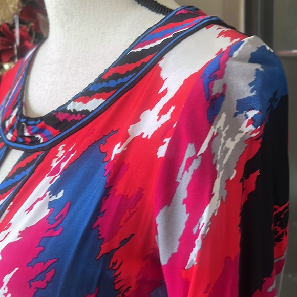 BCBG Bright Festive Sexy - Picture 6 of 12